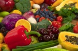 Frutta e verdura fanno bene o sono inutili?
